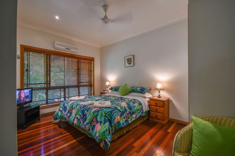 Hibiscus Lodge Bed & Breakfast - Holiday Cairns 5