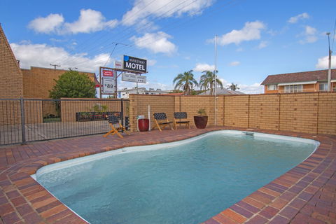River Street Motel - Holiday Cairns 2