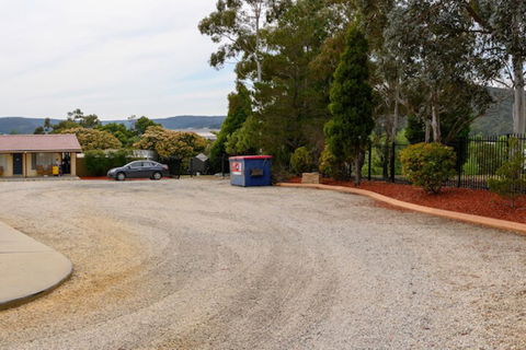 Lithgow Parkside Motor Inn - Holiday Cairns 3