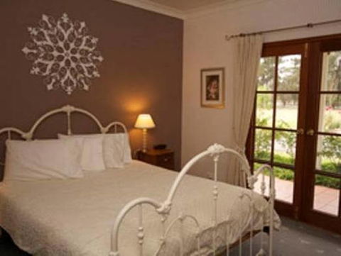 Rosedale Bed & Breakfast - Holiday Cairns 4