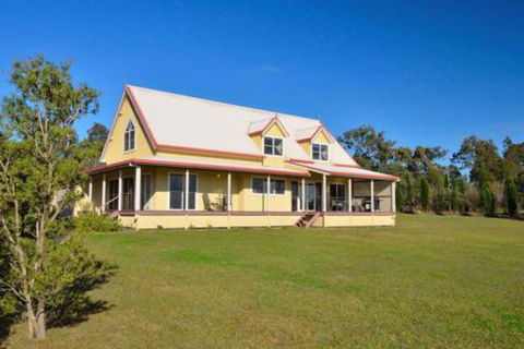The Residence At Elbourne Wines - Holiday Cairns 0