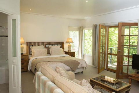 Valley Guest House - Holiday Cairns 4