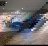 Lake Haven Motor Inn  Palms Restaurant - Holiday Cairns