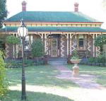 Tara House Bed  Breakfast - Holiday Cairns
