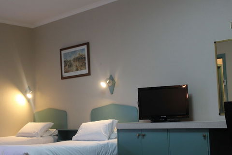 Mount Gambier International Motel - Holiday Cairns 3
