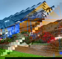Tropixx Motel  Restaurant - Holiday Cairns
