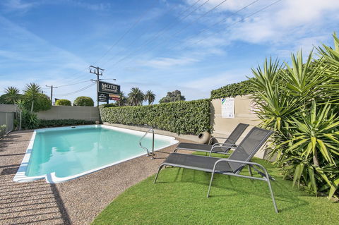 Cessnock Motel - Holiday Cairns 6