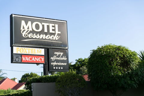 Cessnock Motel - Holiday Cairns 0