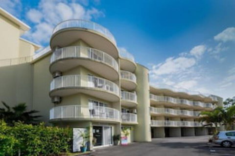 Cabarita Lake Apartments - Holiday Cairns 0