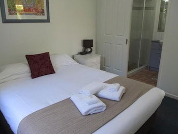 Costa D'ora Apartments - Holiday Cairns 5