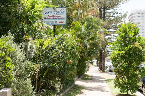 Costa D'ora Apartments - Holiday Cairns 2