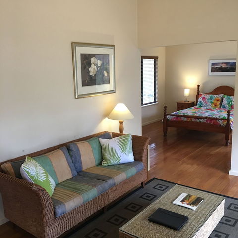 Island Brook Estate - Holiday Cairns 1