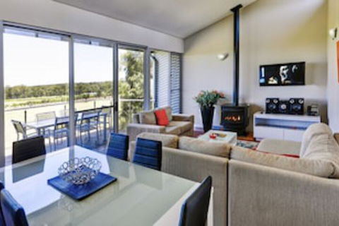 Adina Vineyard - Holiday Cairns 0