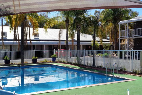 The Swagmans Rest - Holiday Cairns 1