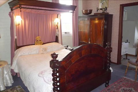 Bowerbank Mill B&B - Holiday Cairns 4