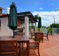 Santa Fe Apartments - Holiday Cairns