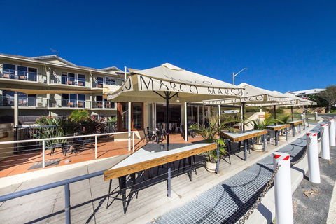 Yamba Beach Motel - Holiday Cairns 1