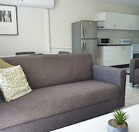 Jadran Motel  El Jays Holiday Lodge - Holiday Cairns