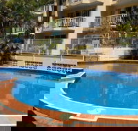 Cascade Gardens Apartments - Holiday Cairns