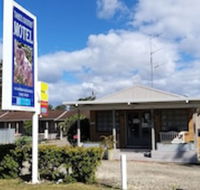 Taree Country Motel - Holiday Cairns