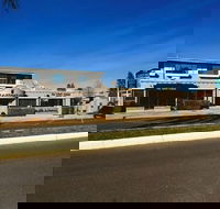 The Town House Motor Inn - Holiday Cairns