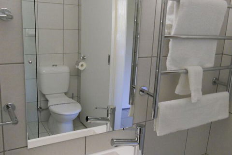 Cottonwood Motor Inn - Holiday Cairns 3