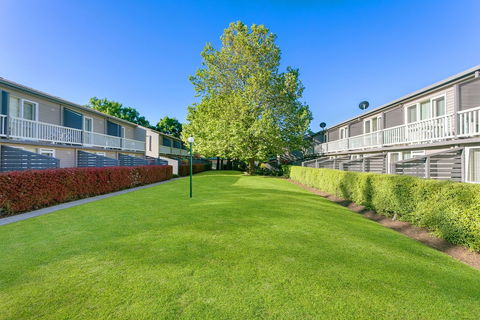 Summer East Serviced Apartments - Holiday Cairns 2