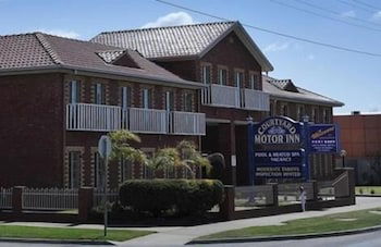 Courtyard Motor Inn - Holiday Cairns 0