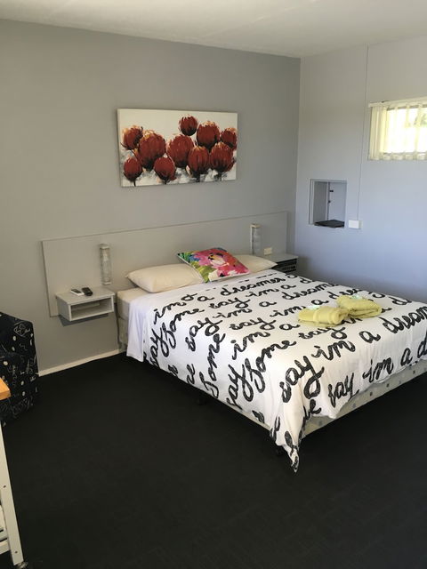 Plantation Retro Motel Tyndale - Holiday Cairns 4