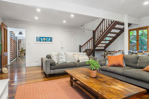 A PERFECT STAY - Longhouse - Holiday Cairns 7