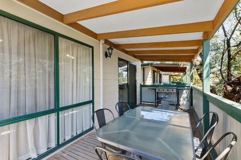 High Country Holiday Park - Holiday Cairns 0