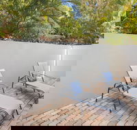 Aqua Promenade Beachfront Apartments - Holiday Cairns