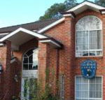 Cutmore Cottages LAuberge Angara - Holiday Cairns