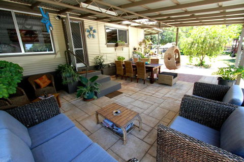 Dongara Breeze Inn - Holiday Cairns 3