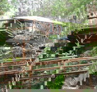 Secrets on the Lake - Holiday Cairns