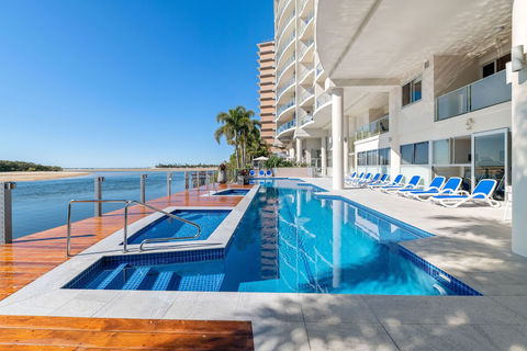 The Duporth Riverside - Holiday Cairns 5