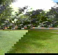 Ivanhoe Village Caravan Resort - Holiday Cairns