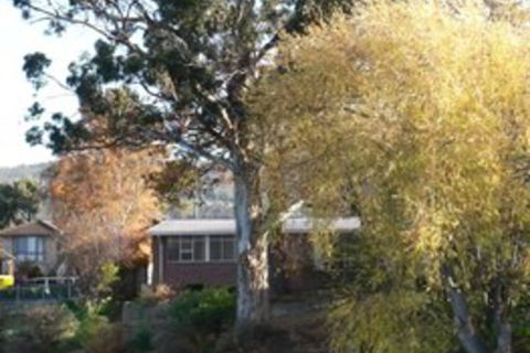 Derwent Hideaway - Holiday Cairns 5