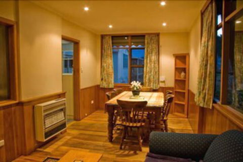 Derwent Hideaway - Holiday Cairns 2