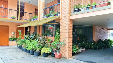 New Olympic Motel - Holiday Cairns 2