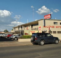 A  A Lodge Motel Emerald - Holiday Cairns
