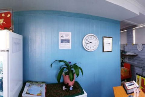 A & A Lodge Motel Emerald - Holiday Cairns 2