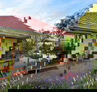 Arabella Heights - Holiday Cairns