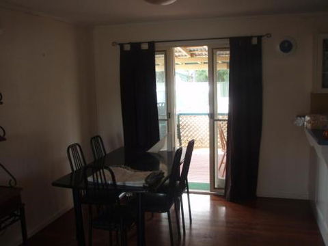 Dalby Homestyle Accommodation - Holiday Cairns 4