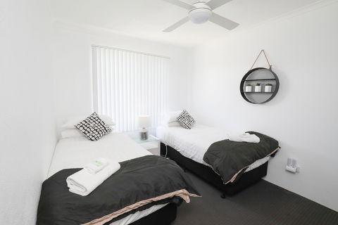 112 Olive Apartments - Holiday Cairns 3