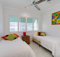 Azure Waters - Holiday Cairns