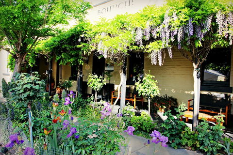 CocknBull Boutique Hotel - Holiday Cairns 2