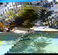 Salamander Beach Accommodation Adults Only - Holiday Cairns