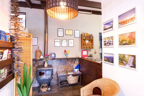 Blackheath Motor Inn - Holiday Cairns 2