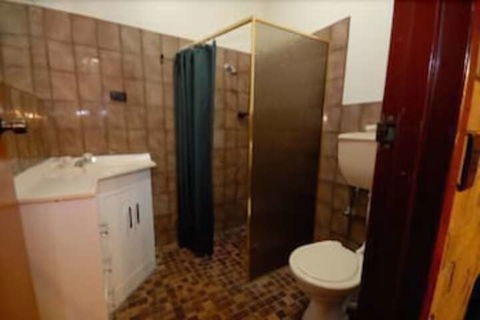 Pavlos Motel - Holiday Cairns 3